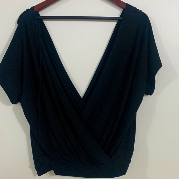 Express Blouse Top deep neckline blouse size S Black color - Picture 5 of 7